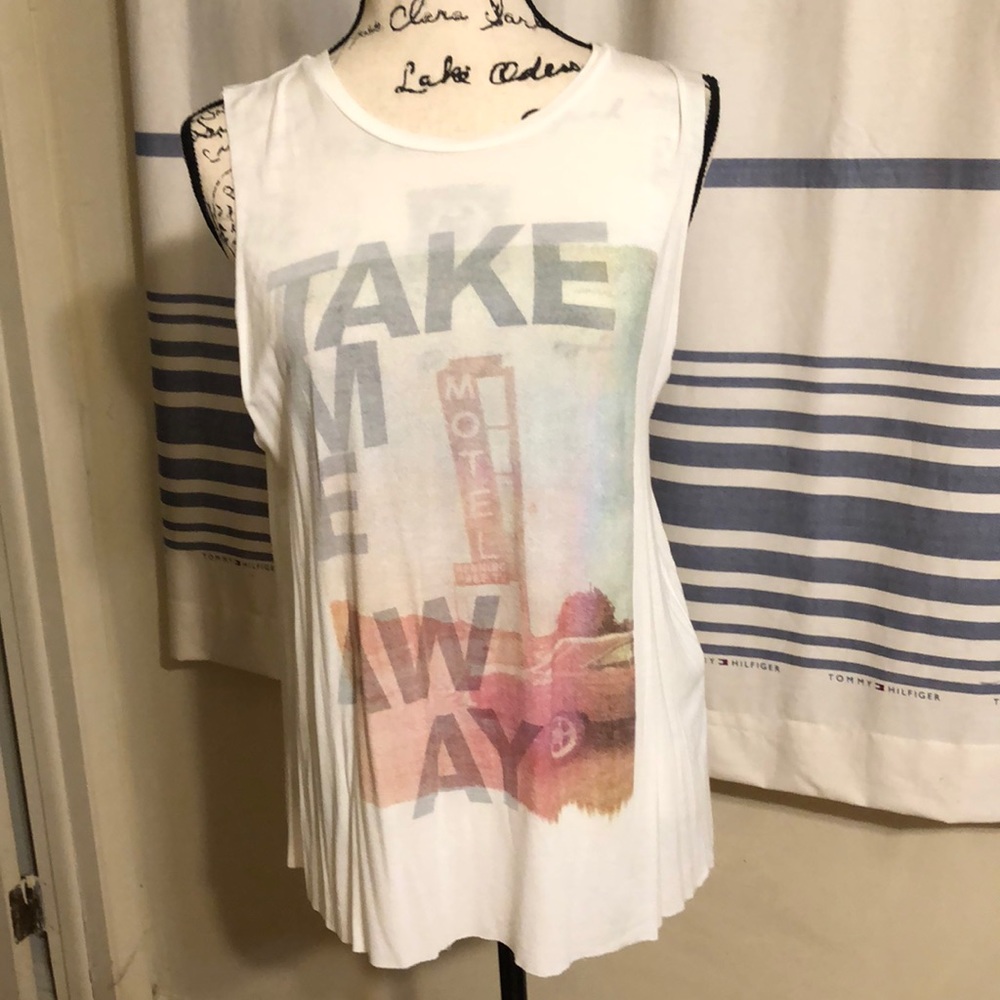 Muscle tank top